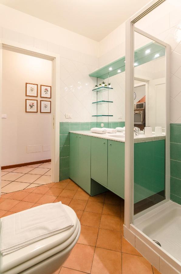 Flat 13: Elegante E Luminoso Con Terrazzo Privato Apartment Bologna Ngoại thất bức ảnh