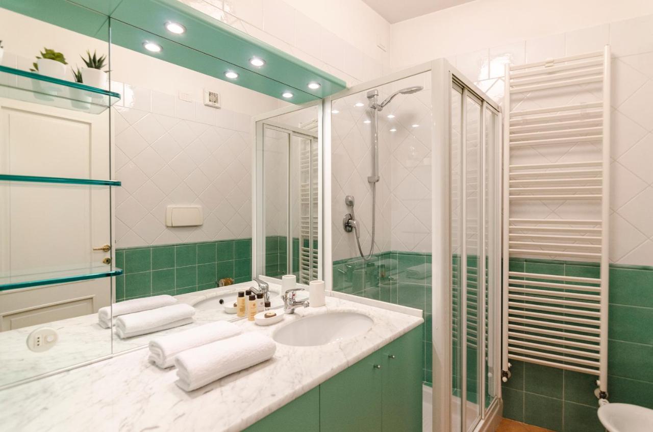 Flat 13: Elegante E Luminoso Con Terrazzo Privato Apartment Bologna Ngoại thất bức ảnh